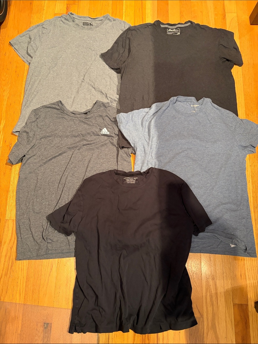 Men’s shirt lot size large